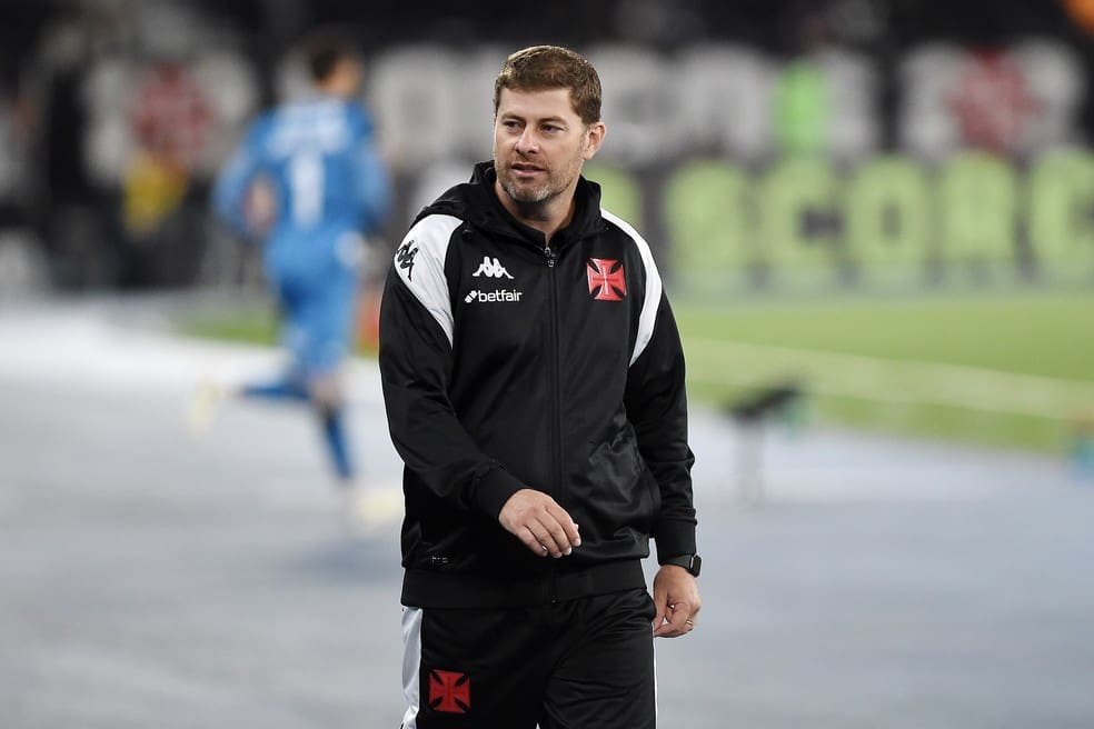 Rafael Paiva em Vasco x Fluminense — Foto: Alexandre Durão