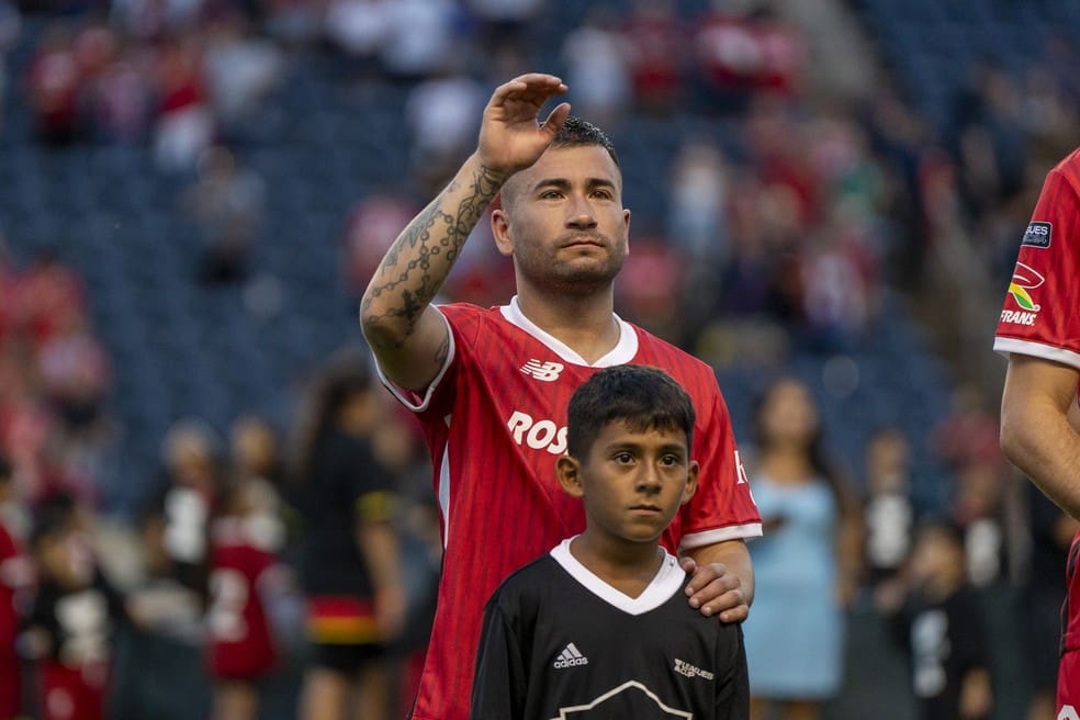 Jean Meneses em ação pelo Toluca — Foto: Ben Hsu/Icon Sportswire via Getty Images