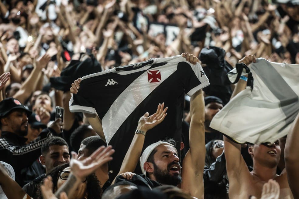 Torcida do Vasco contra o Athletico - Copa do Brasil — Foto: Dikran Sahagian/Vasco