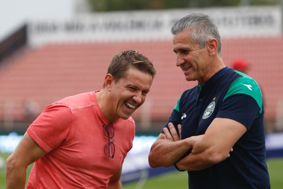 Juninho Paulista e Jorginho se encontram antes de Ituano x Coritiba — Foto: Miguel Schincariol/Ituano FC