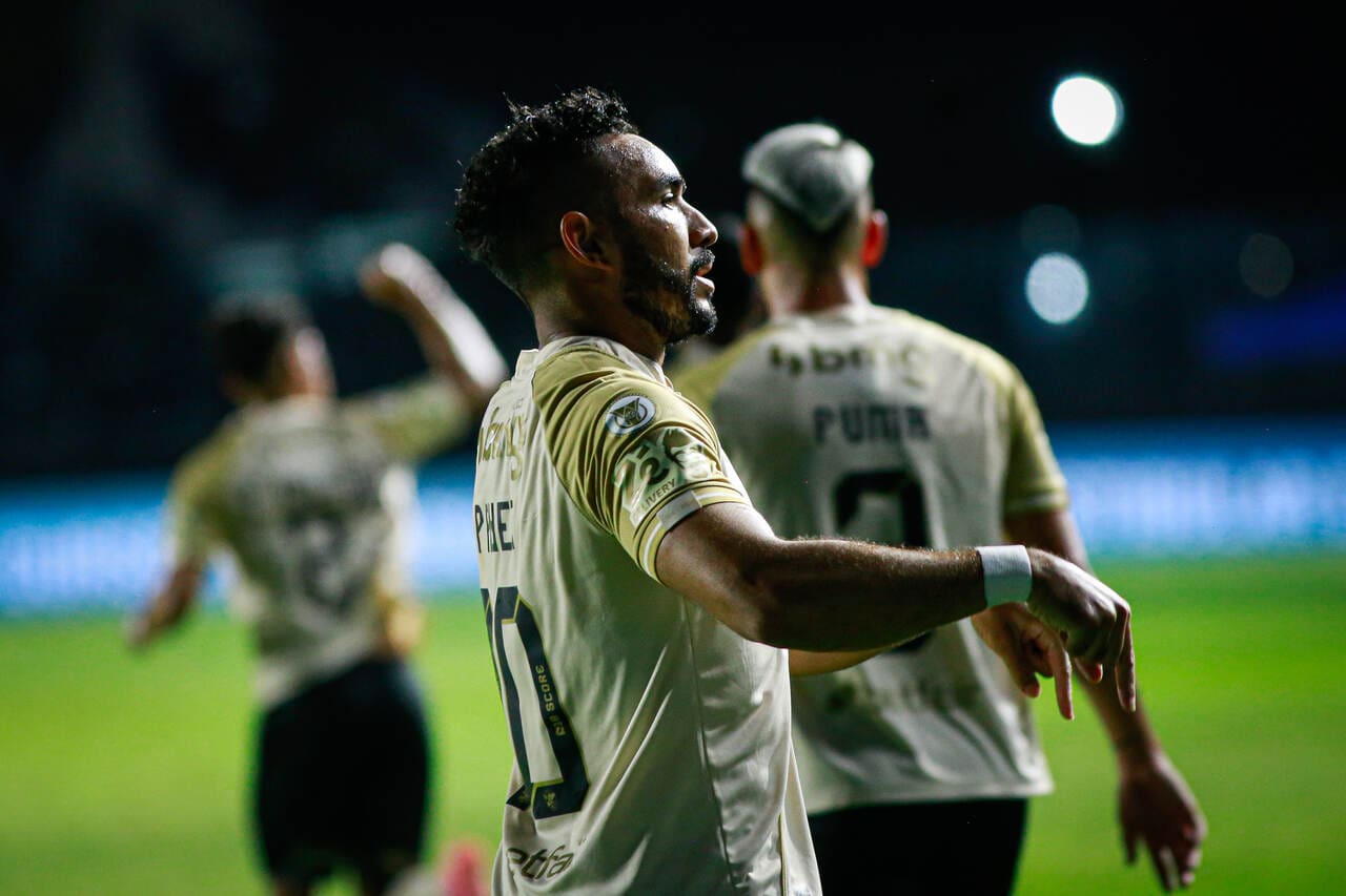 Payet anotou primeiro gol de pênalti do Vasco no Brasileirão - Foto: Matheus Lima/Vasco