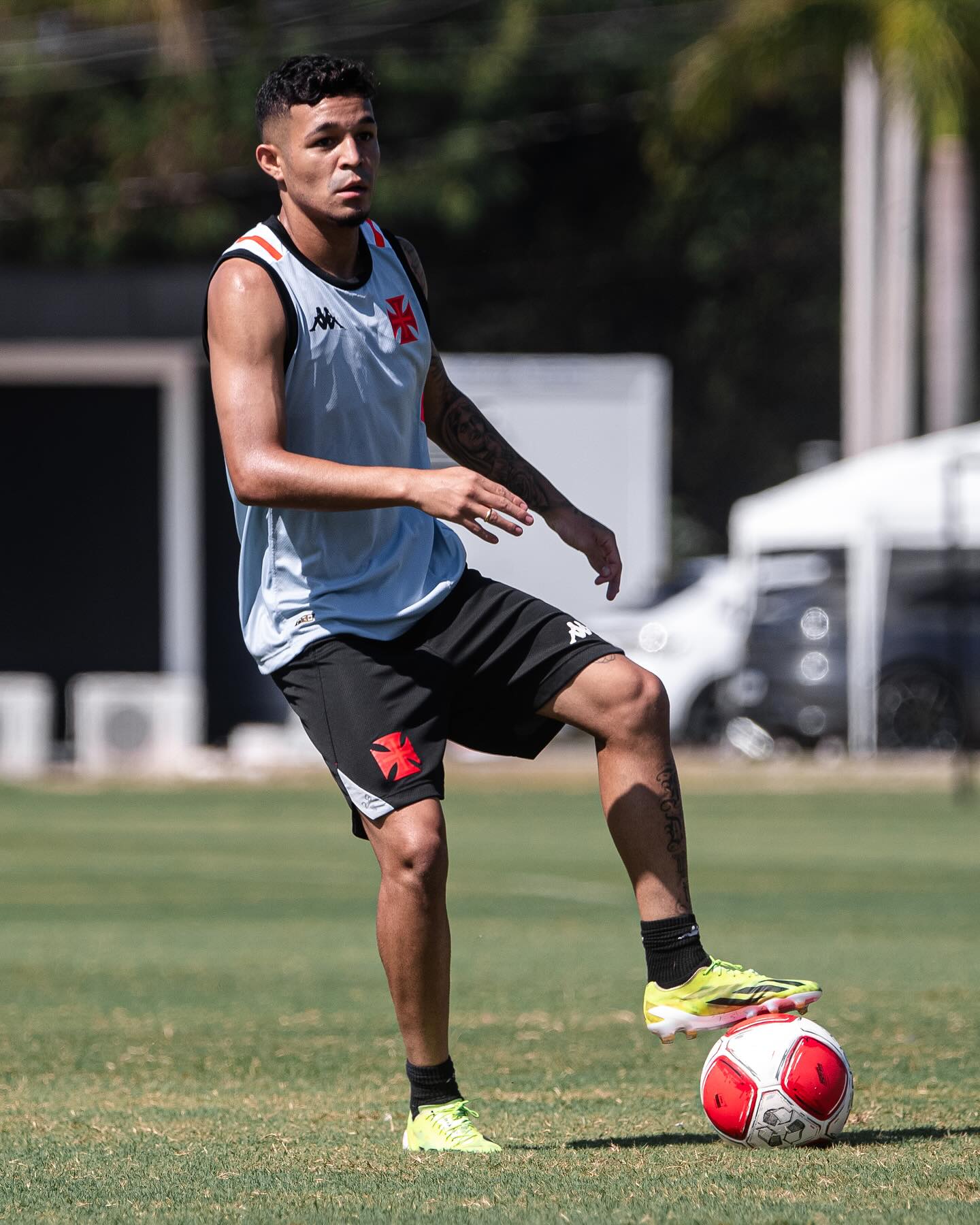 Vasco Compartilha Imagens Do Treinamento Deste Sábado No Centro De ...