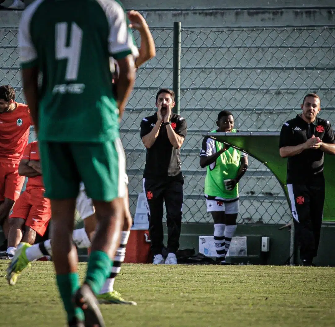 Novo Membro No Corpo T Cnico Do Time Sub Do Vasco Damian Paz O Novo Auxiliar Meuvasco